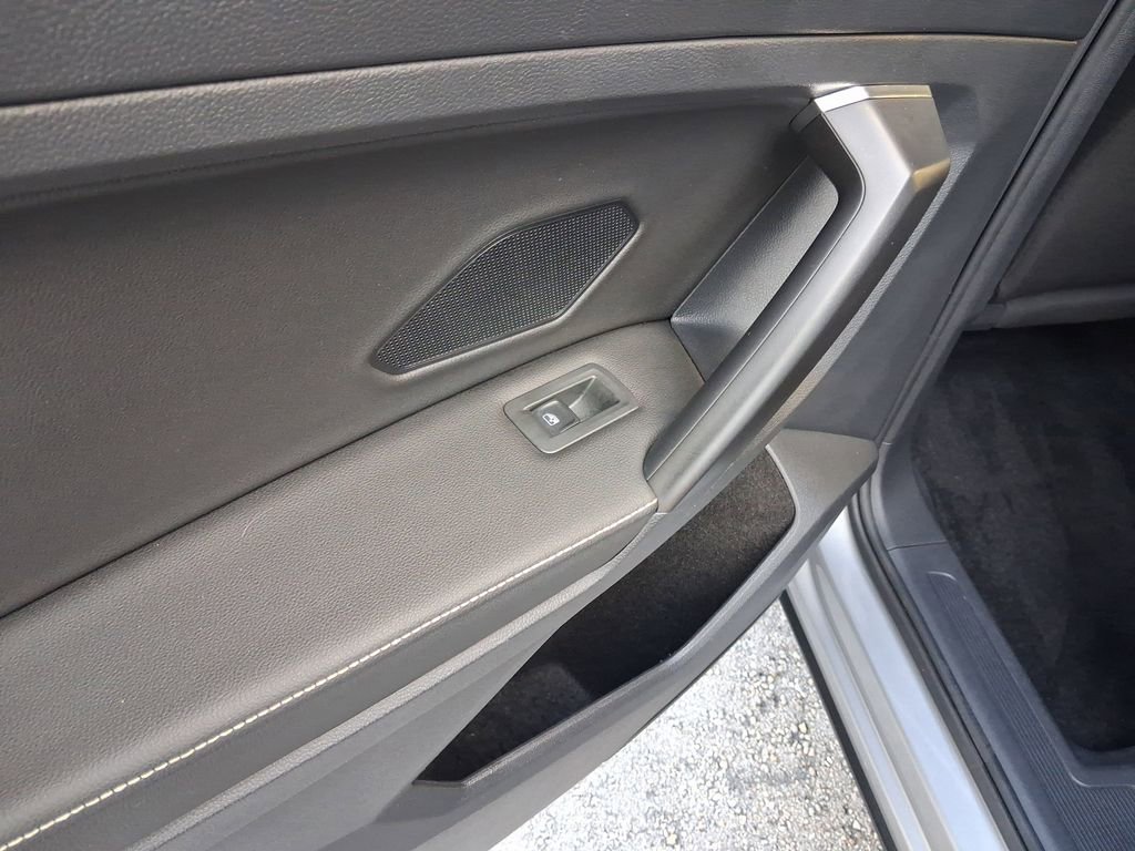 Used 2023 Volkswagen Tiguan S FWD image 12