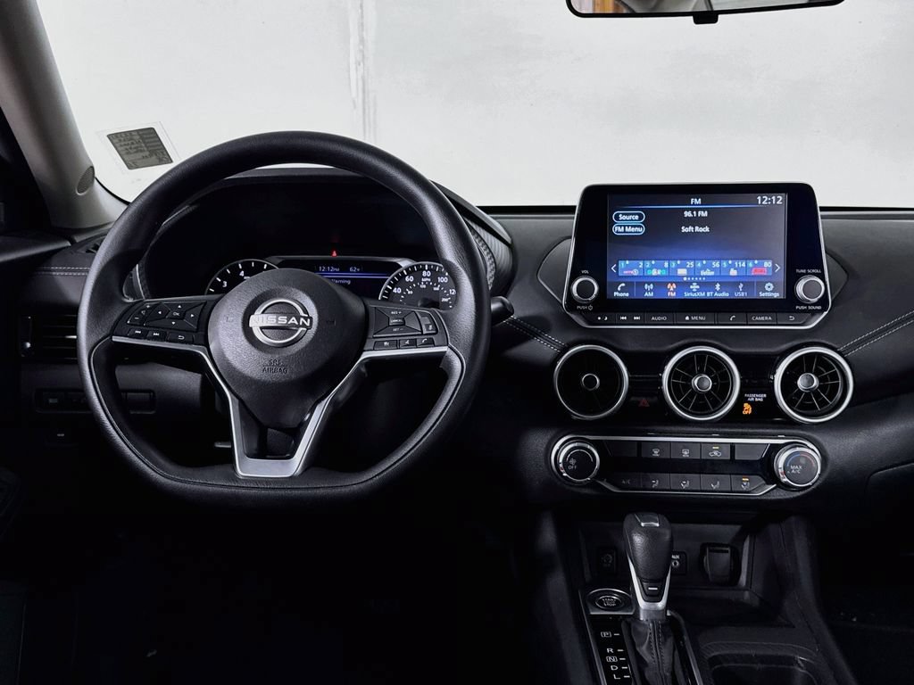 Used 2024 Nissan Sentra SV FWD image 10