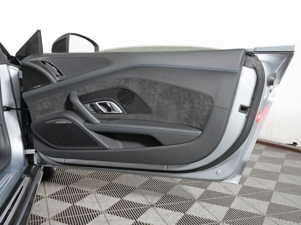 Used 2021 Audi R8 V10 performance w/ R8 Performance Design Package image 39
