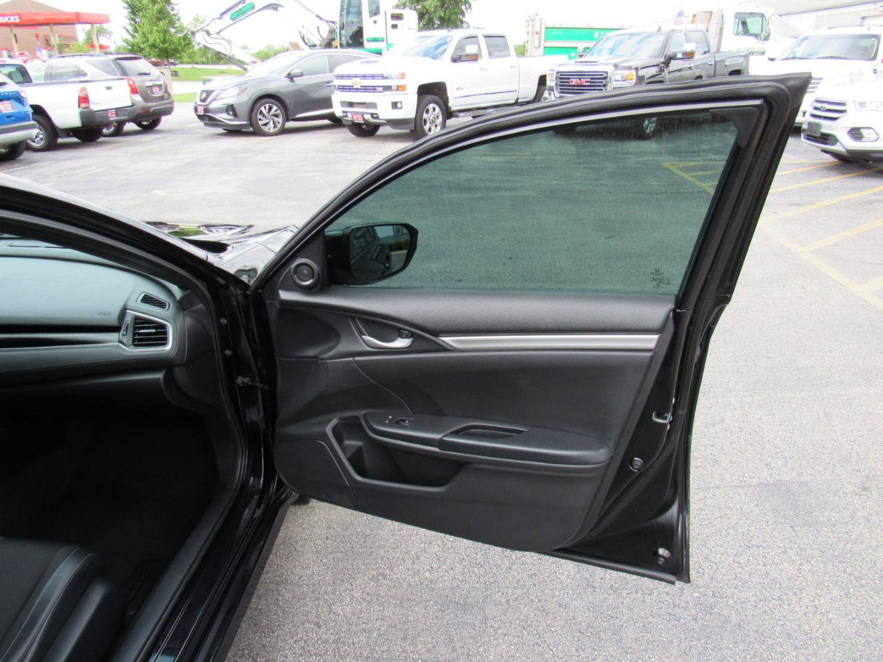 Used 2019 Honda Civic Sport image 23