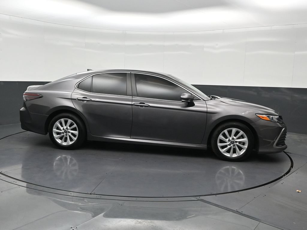 Used 2024 Toyota Camry LE w/ Convenience Package FWD image 7