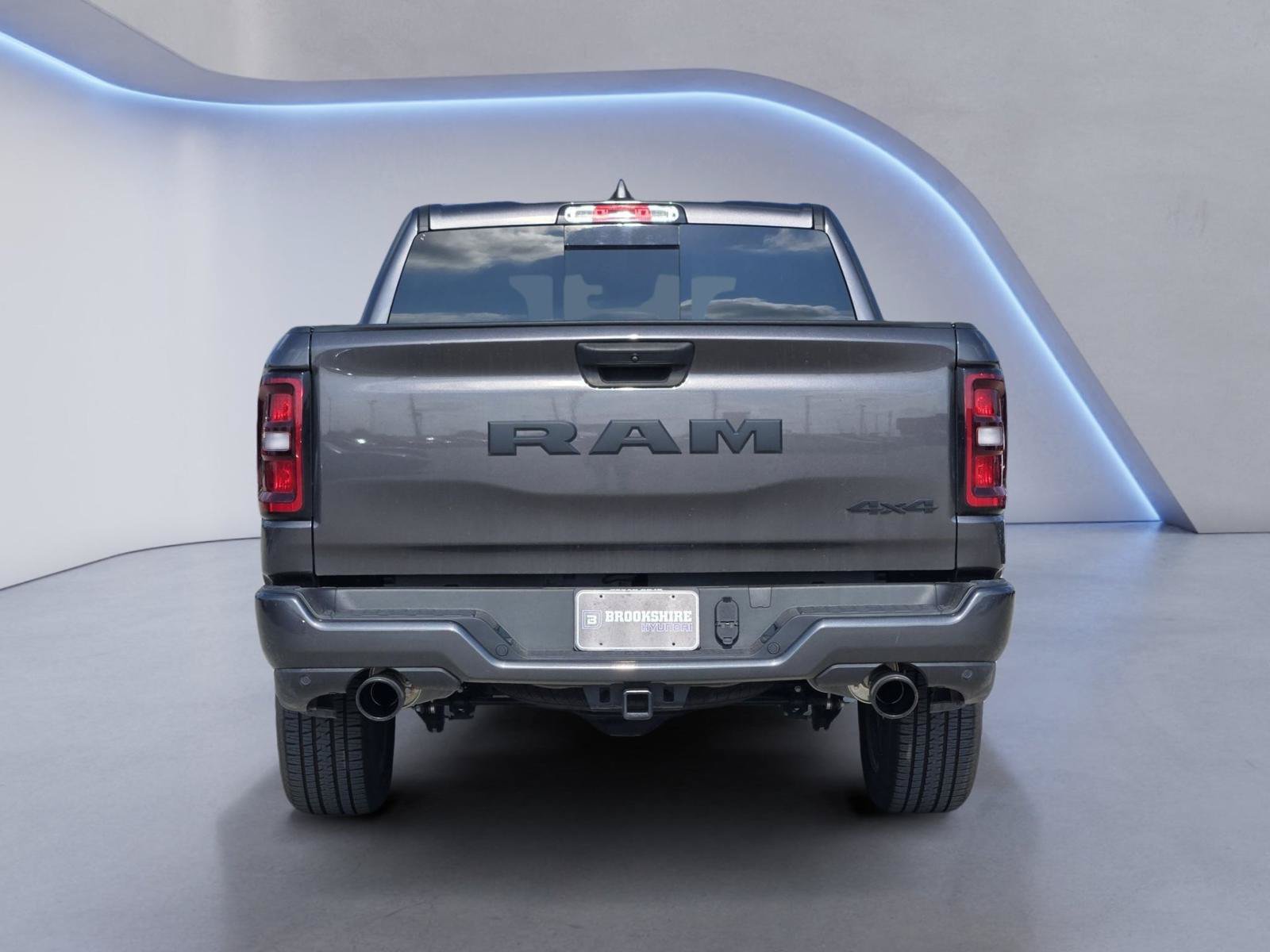 Used 2026 RAM 1500 Express AWD/4WD image 7