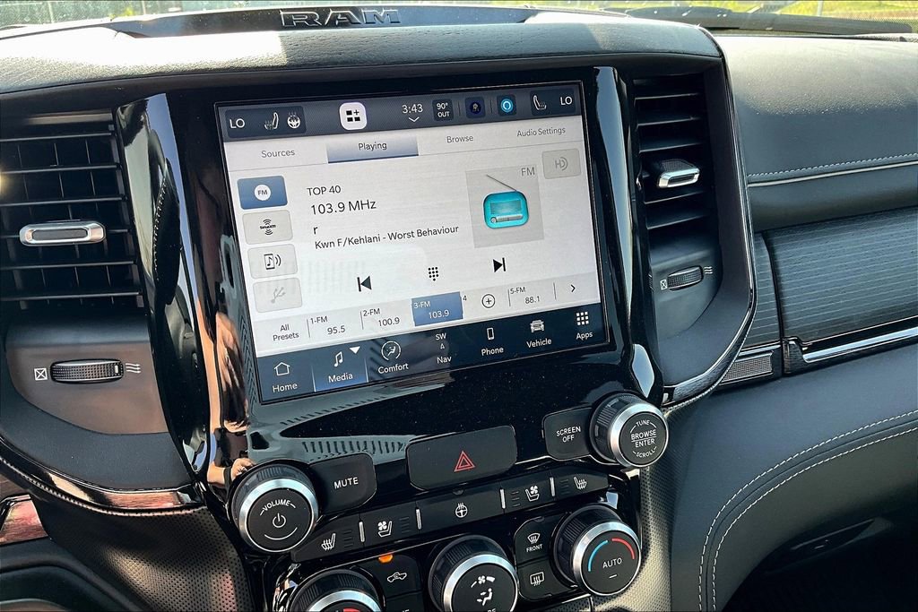 Used 2024 RAM 4500 4x4 Crew Cab DRW image 7