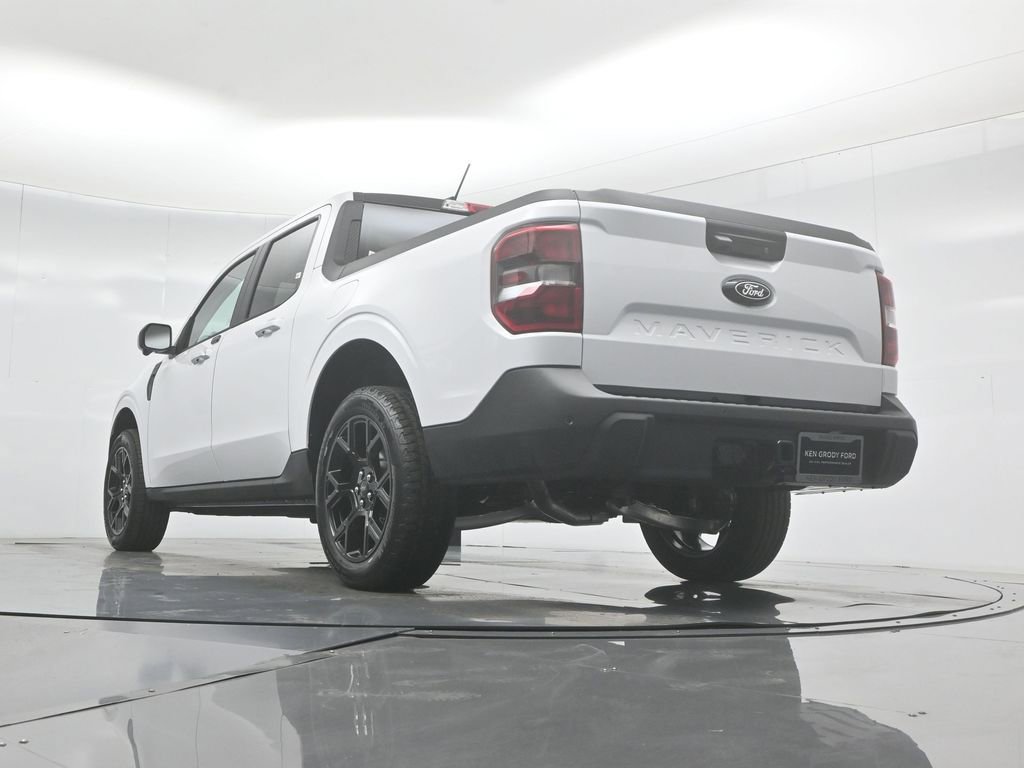 New 2025 Ford Maverick Lariat w/ Black Appearance Package image 48