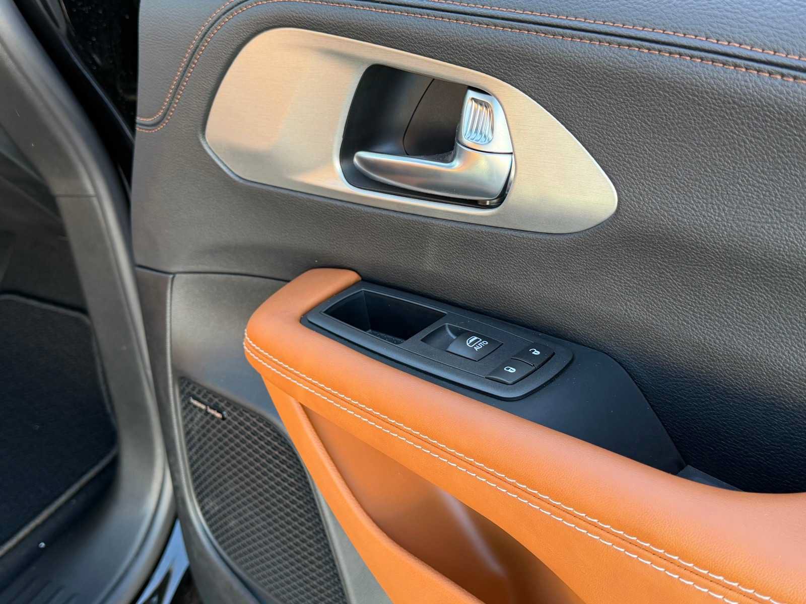 New 2026 Chrysler Pacifica Pinnacle AWD/4WD image 31