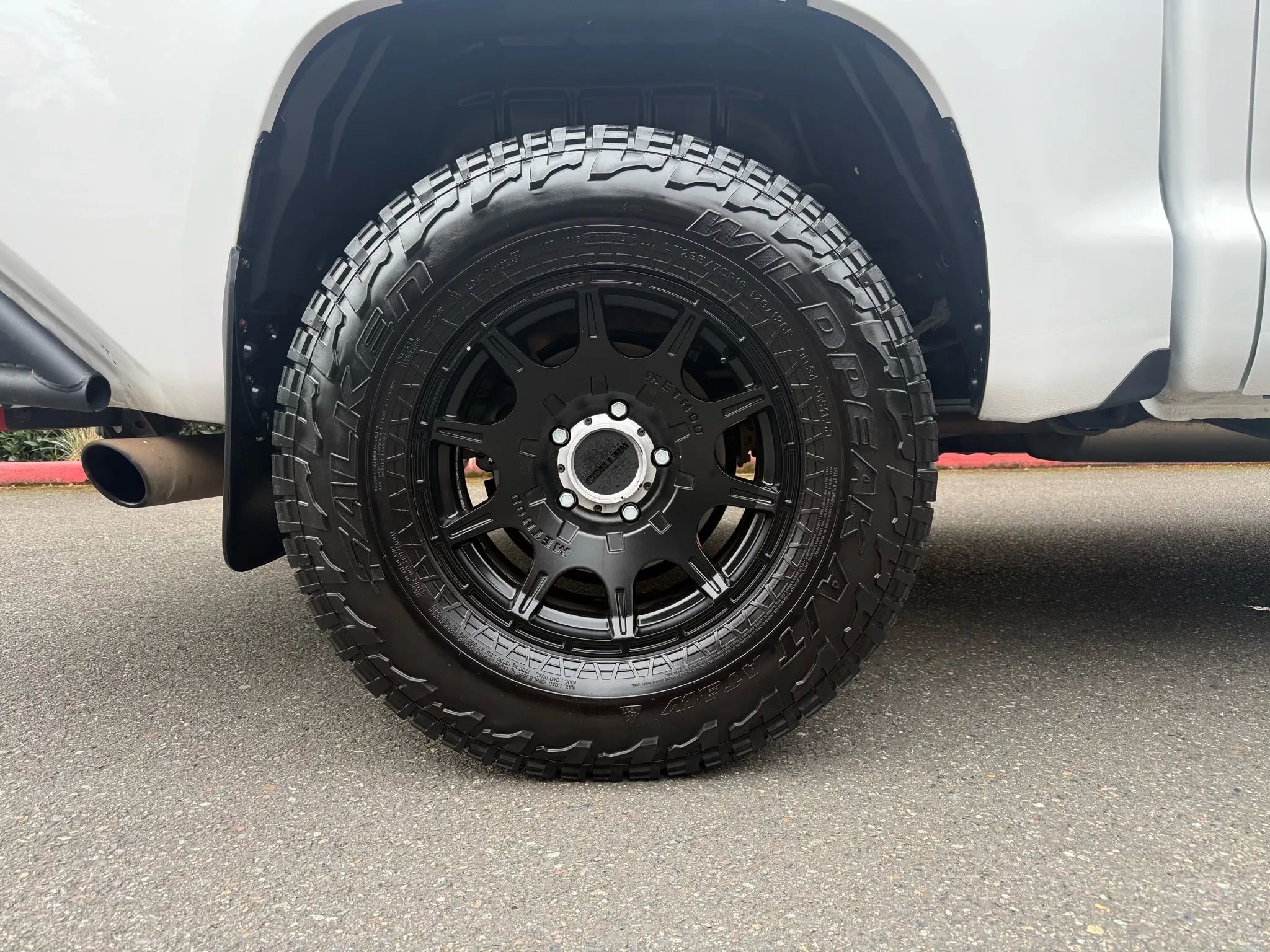 Used 2017 Toyota Tundra SR5 image 10