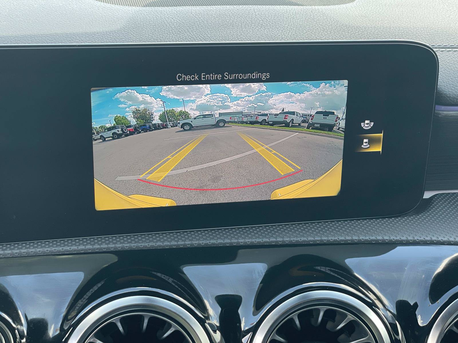 Used 2023 Mercedes-Benz CLA 250 image 14