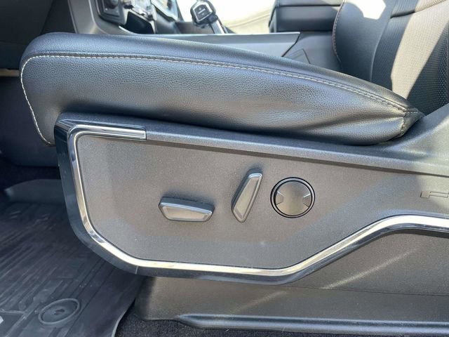 Used 2022 Ford F150 Lariat image 22