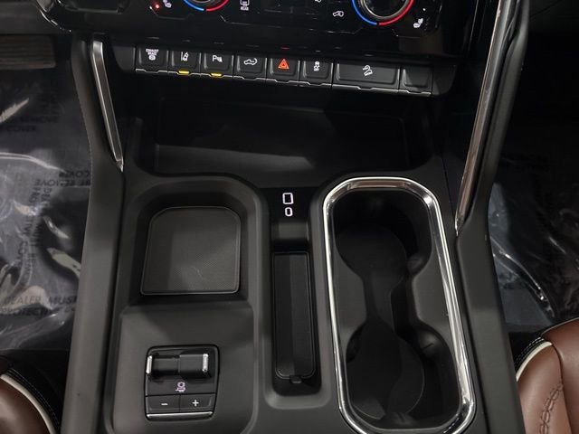 Used 2024 GMC Sierra 2500 Denali Ultimate w/ LPO, GMC Protection Package image 26