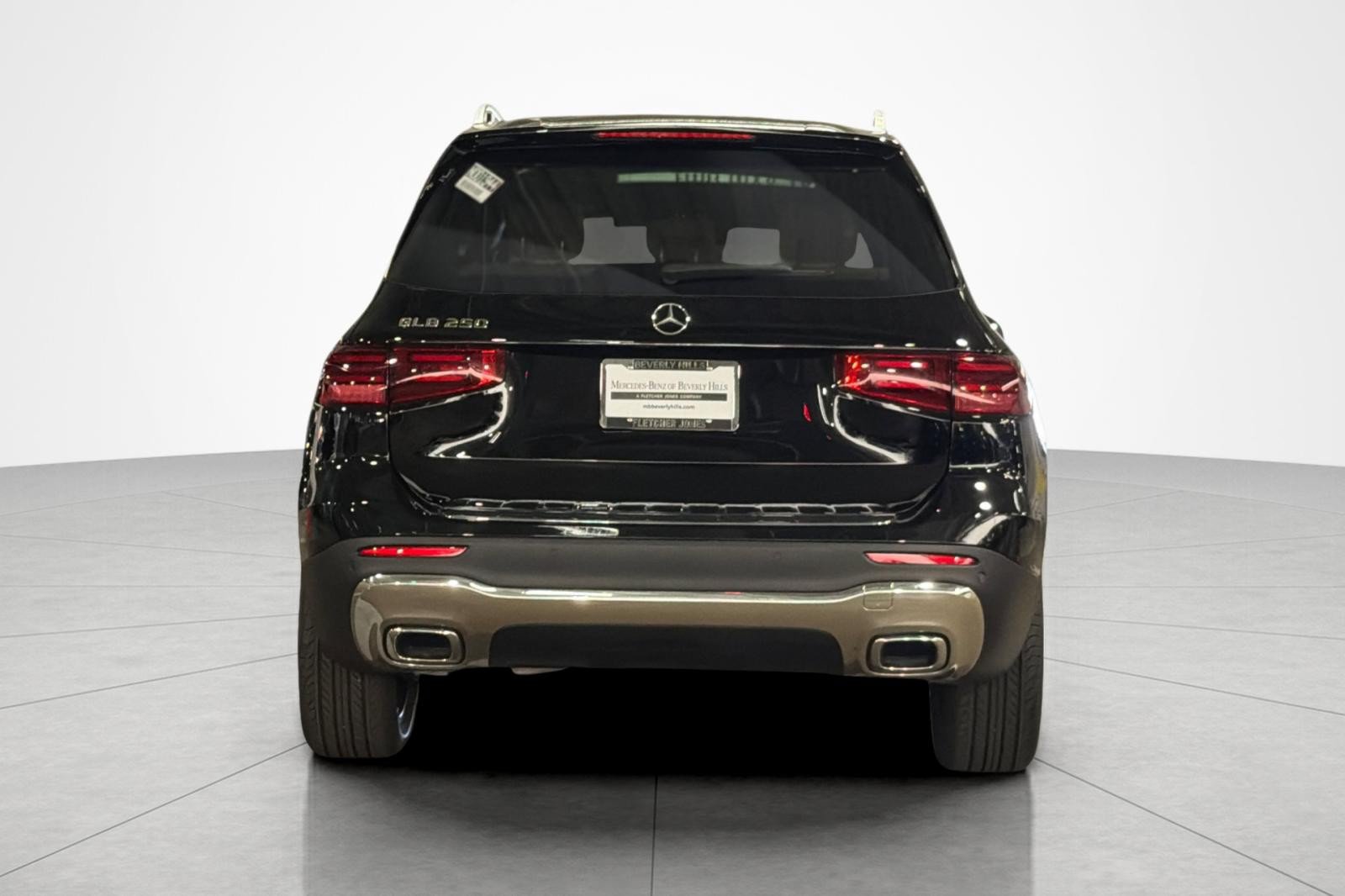 New 2026 Mercedes-Benz GLB 250 image 4
