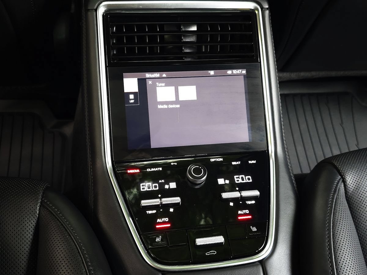 Used 2023 Porsche Panamera 4 Platinum Edition w/ Assistance Package AWD/4WD image 19