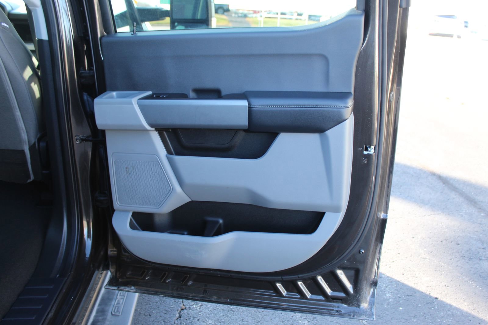 Used 2024 Ford F250 XL w/ STX Appearance Package image 16