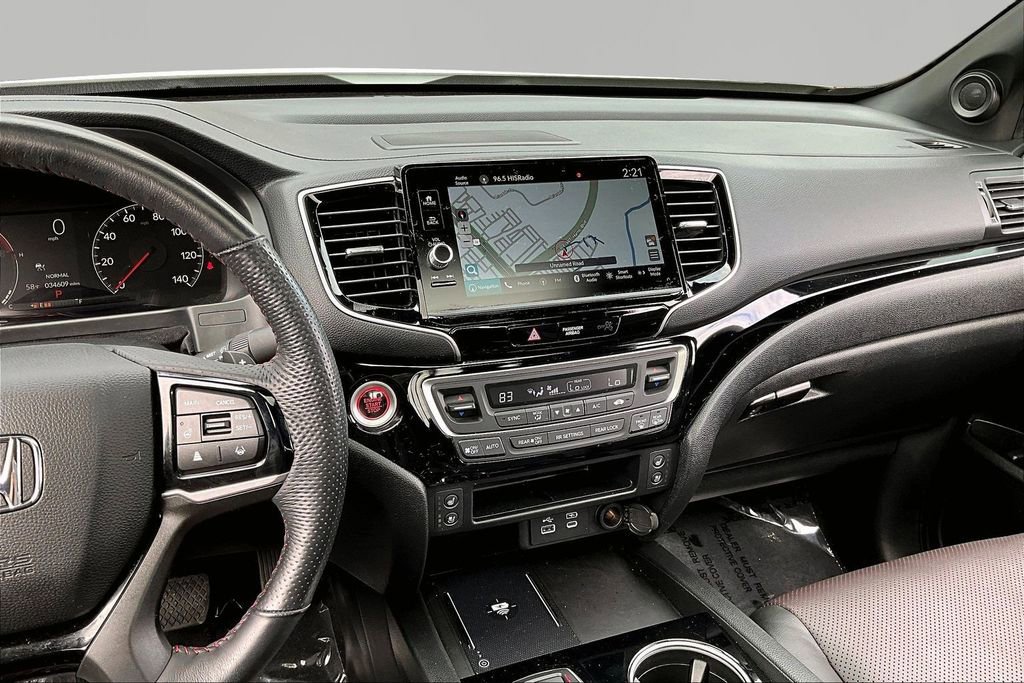 Certified 2024 Honda Ridgeline Black Edition image 10