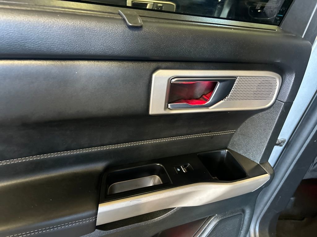 Used 2023 Ford Explorer Limited w/ Equipment Group 301A image 27
