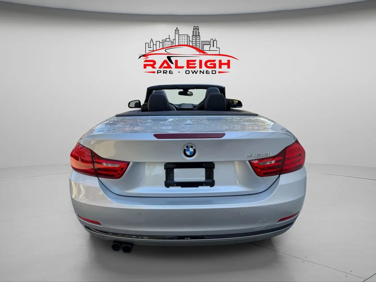 Used 2016 BMW 428i Convertible image 9