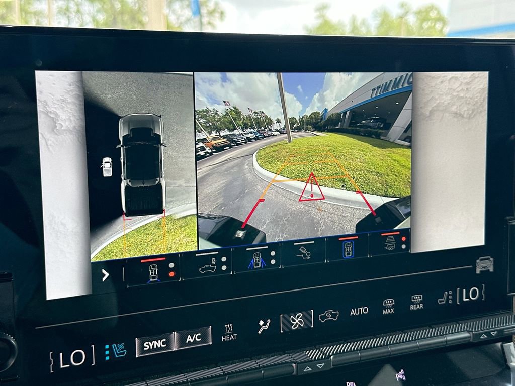 Certified 2025 GMC Hummer EV 3X AWD/4WD image 14