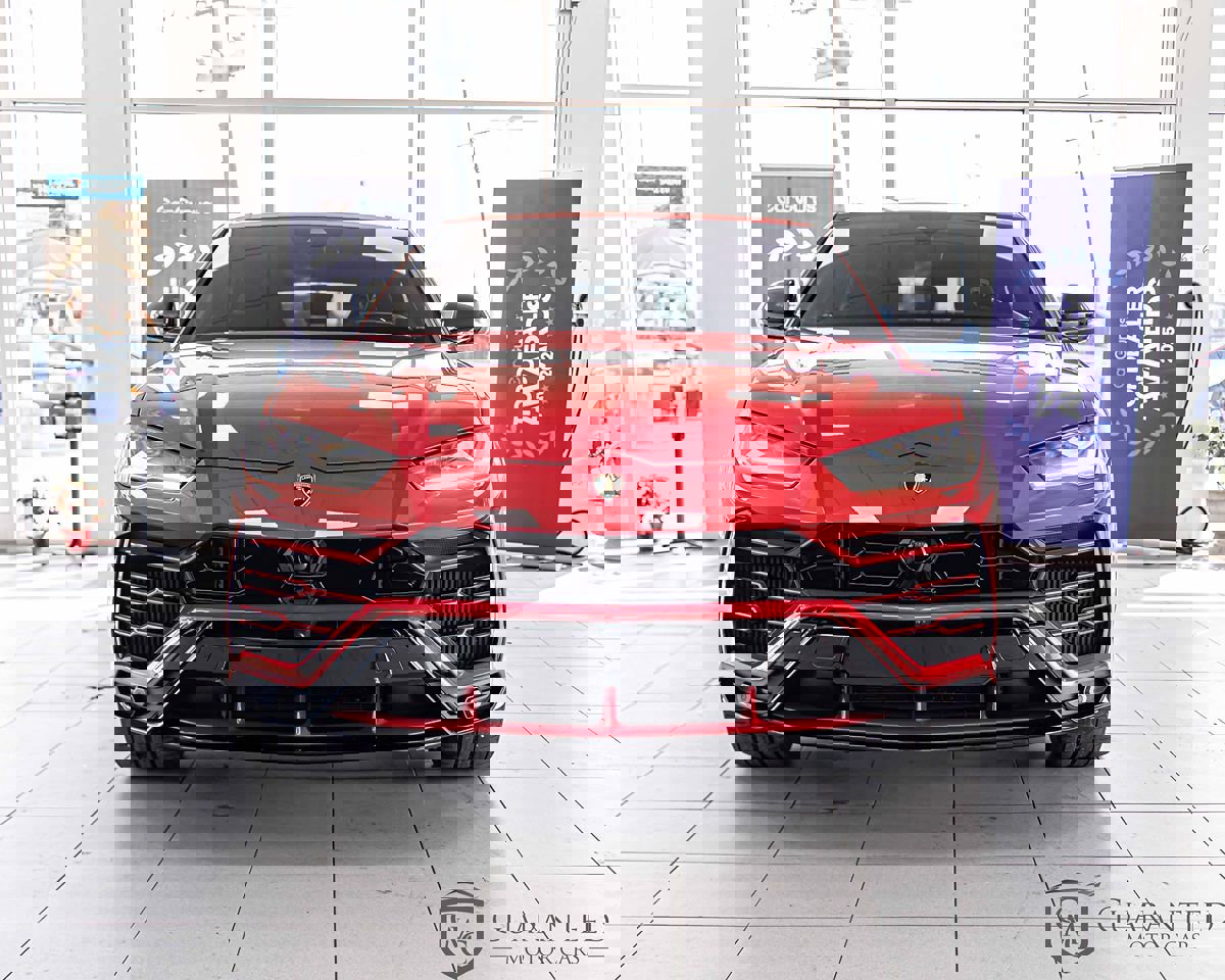 Used 2020 Lamborghini Urus image 2