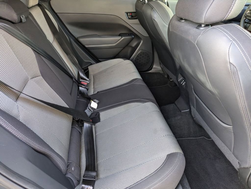 Used 2024 Subaru Crosstrek 2.0i Premium image 29