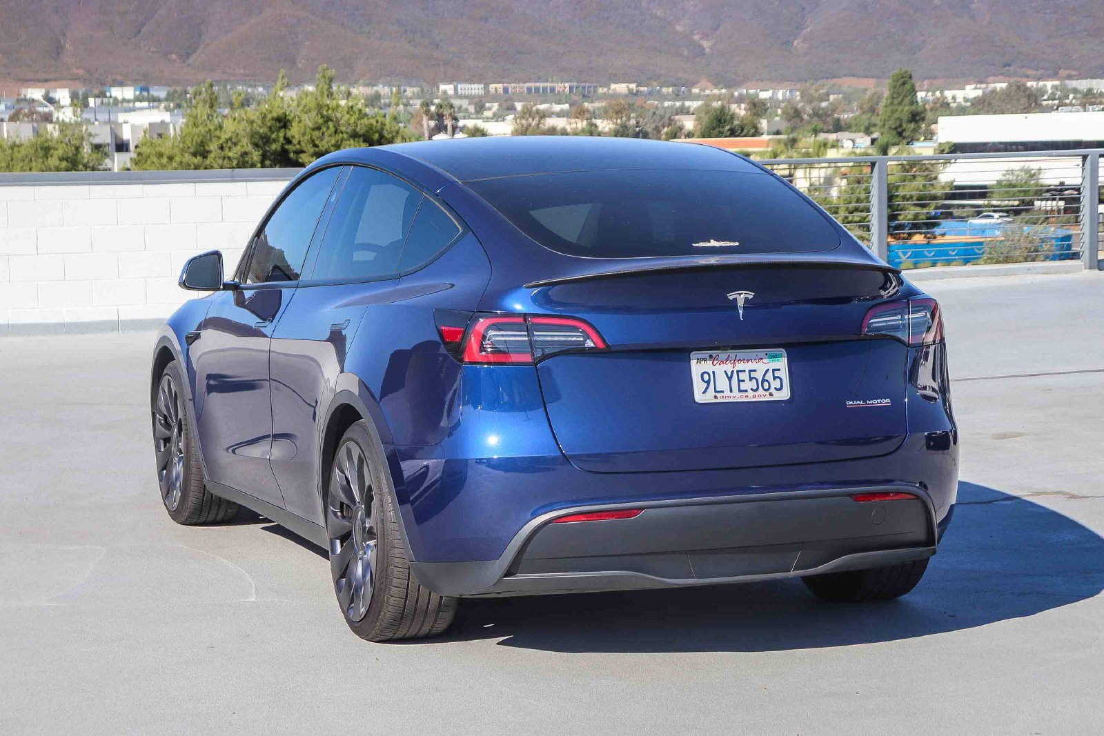 Used 2024 Tesla Model Y Performance AWD/4WD image 4