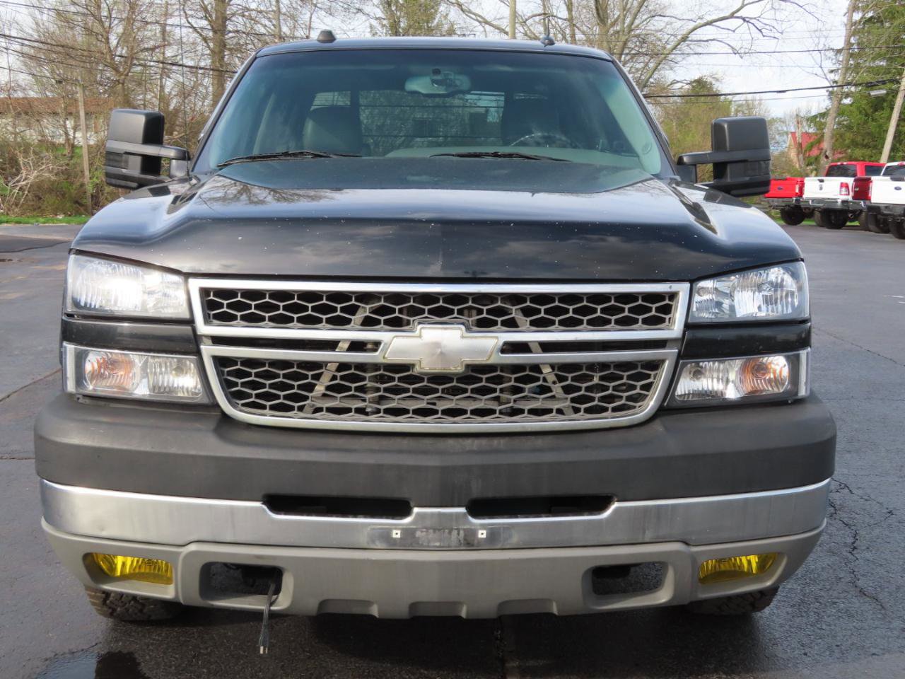 Used 2005 Chevrolet Silverado 2500 LT w/ Heavy-Duty Power Package image 9