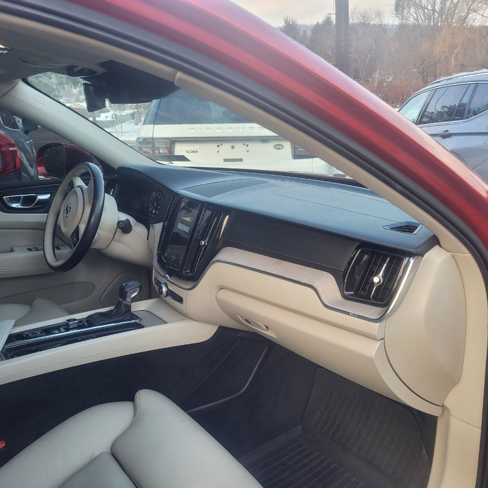 Used 2018 Volvo XC60 T5 Inscription AWD/4WD image 29
