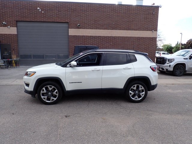 Used 2018 Jeep Compass Limited w/ Navigation Group AWD/4WD image 2