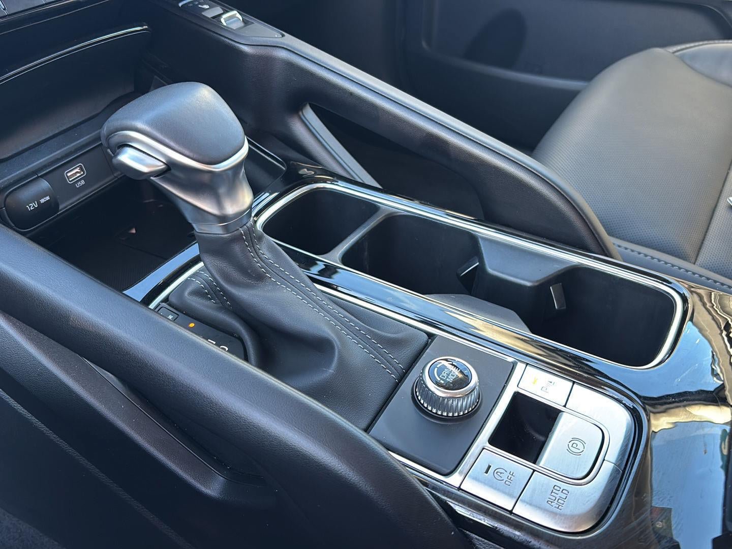 Certified 2025 Kia Telluride S FWD image 18