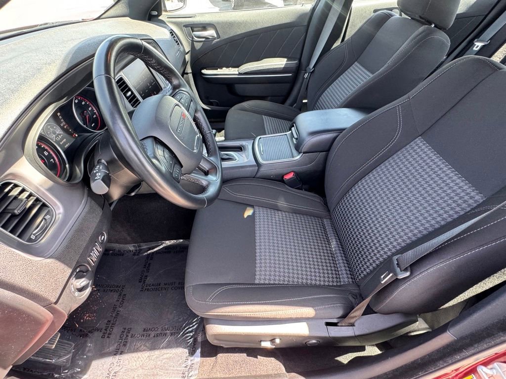 Used 2023 Dodge Charger SXT RWD image 17