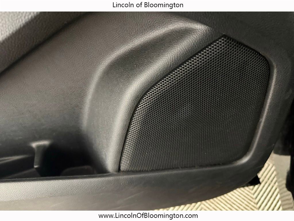 Used 2022 Ford Edge Titanium image 28