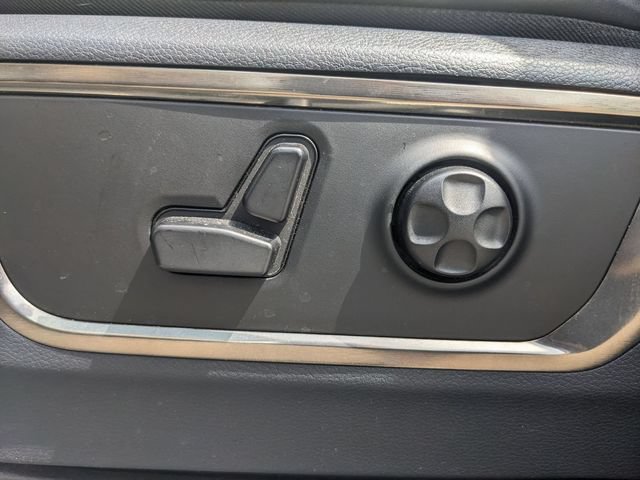 Used 2019 RAM 1500 Limited AWD/4WD image 14
