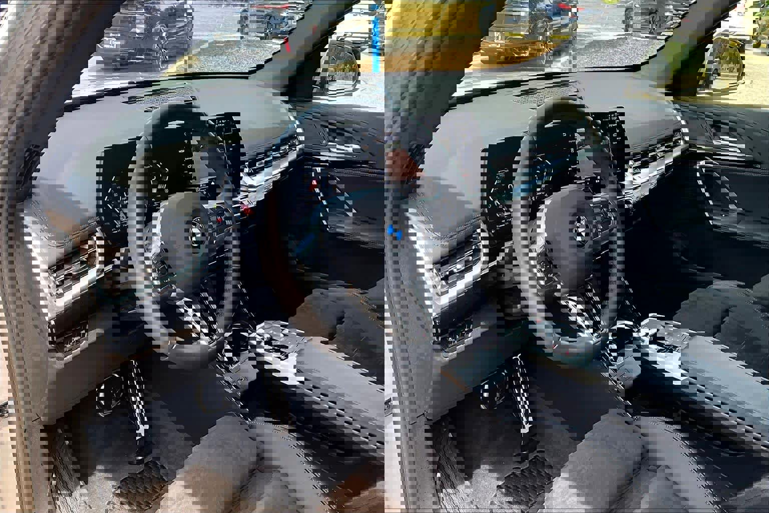 Used 2025 BMW X1 xDrive28i image 17