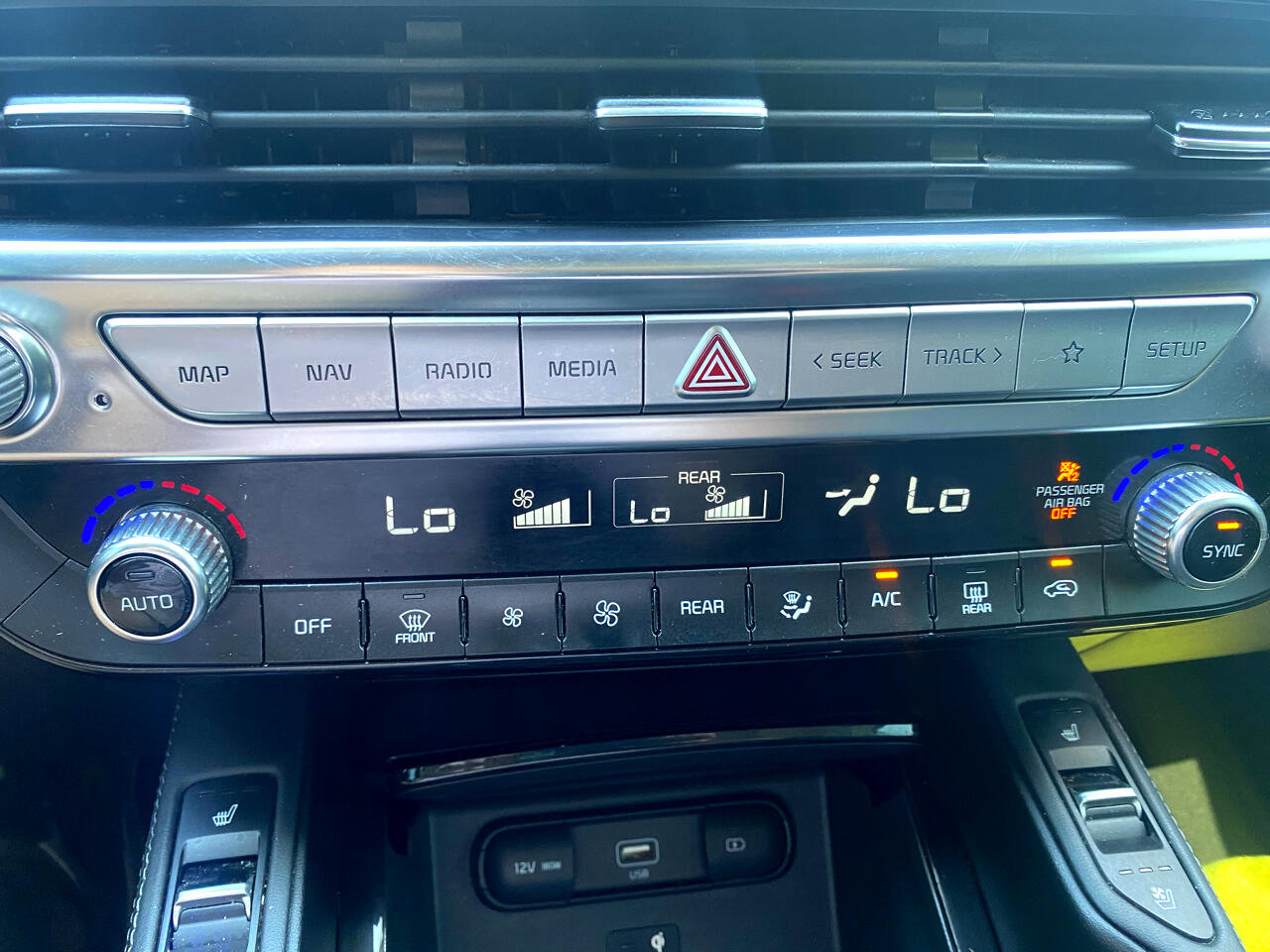 Used 2021 Kia Telluride EX w/ EX Premium Package image 25