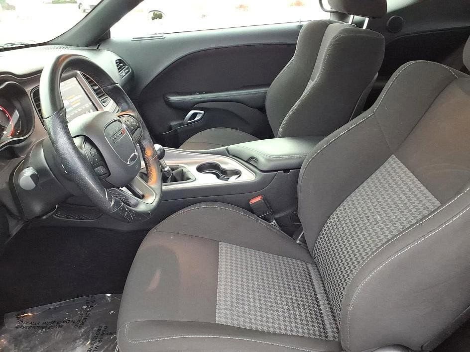 Used 2023 Dodge Challenger R/T w/ Blacktop Package image 22