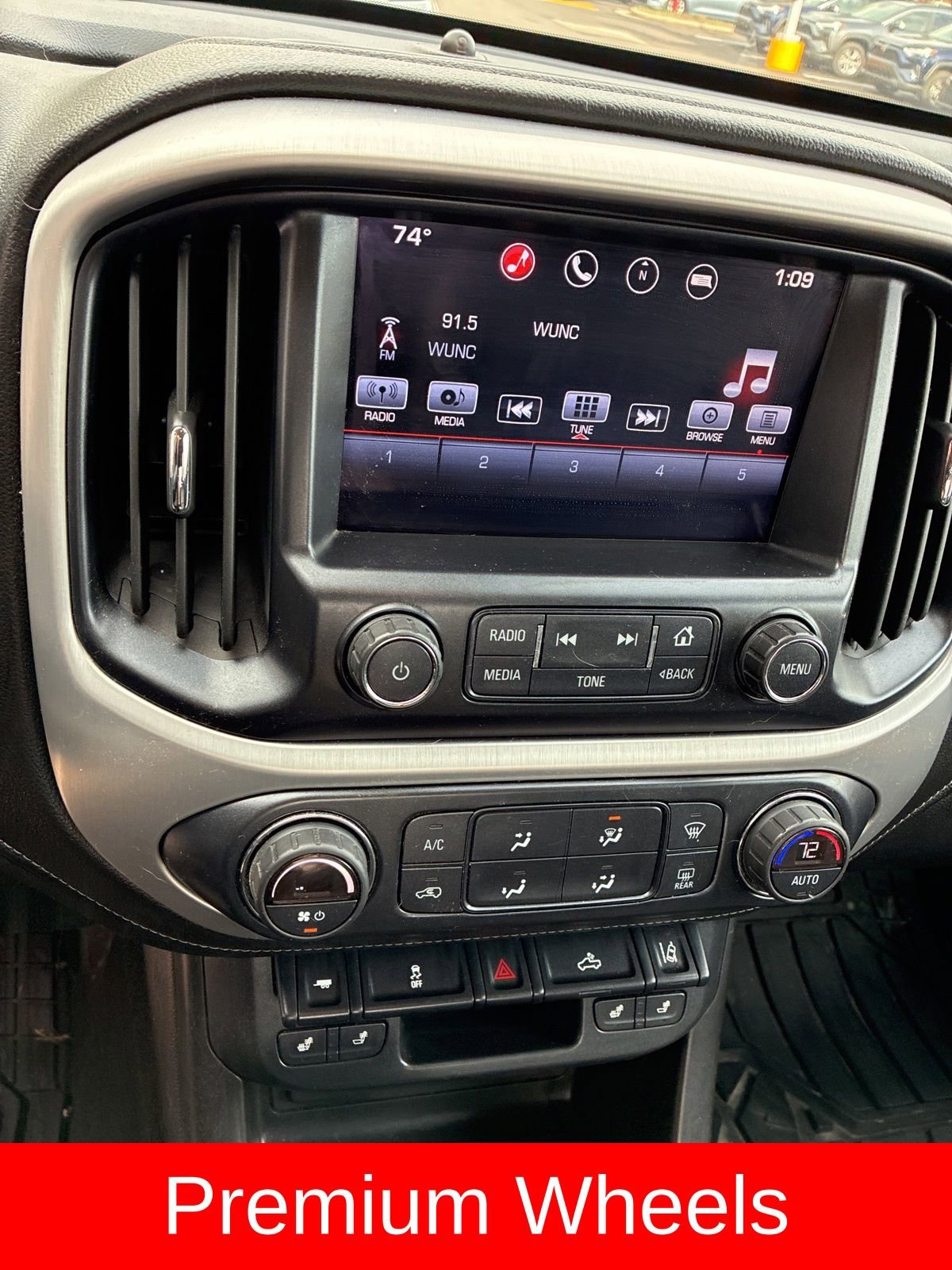 Used 2016 GMC Canyon SLT w/ Driver Alert Package image 8