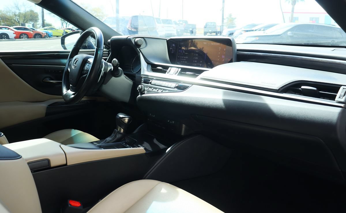 Used 2020 Lexus ES 350 w/ Premium Package FWD image 31