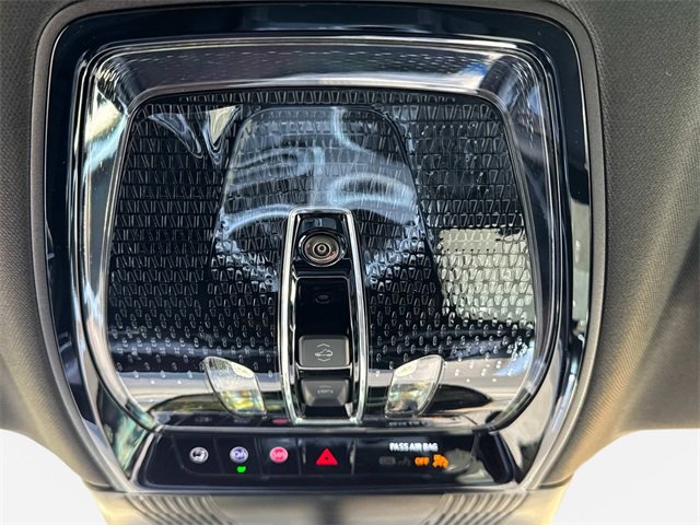 New 2026 Cadillac Vistiq Luxury w/ LPO, Floor Liner Package image 24