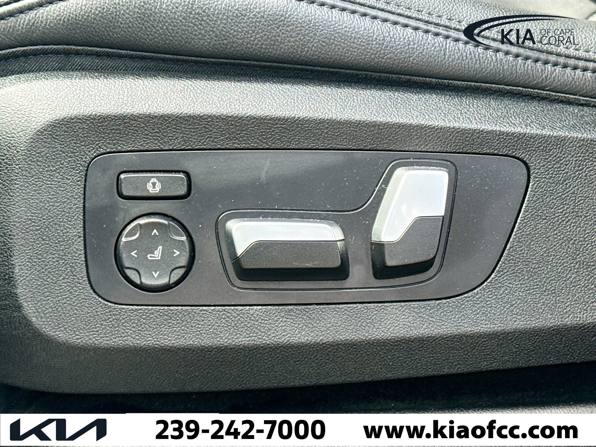 Used 2022 BMW X7 xDrive40i image 27