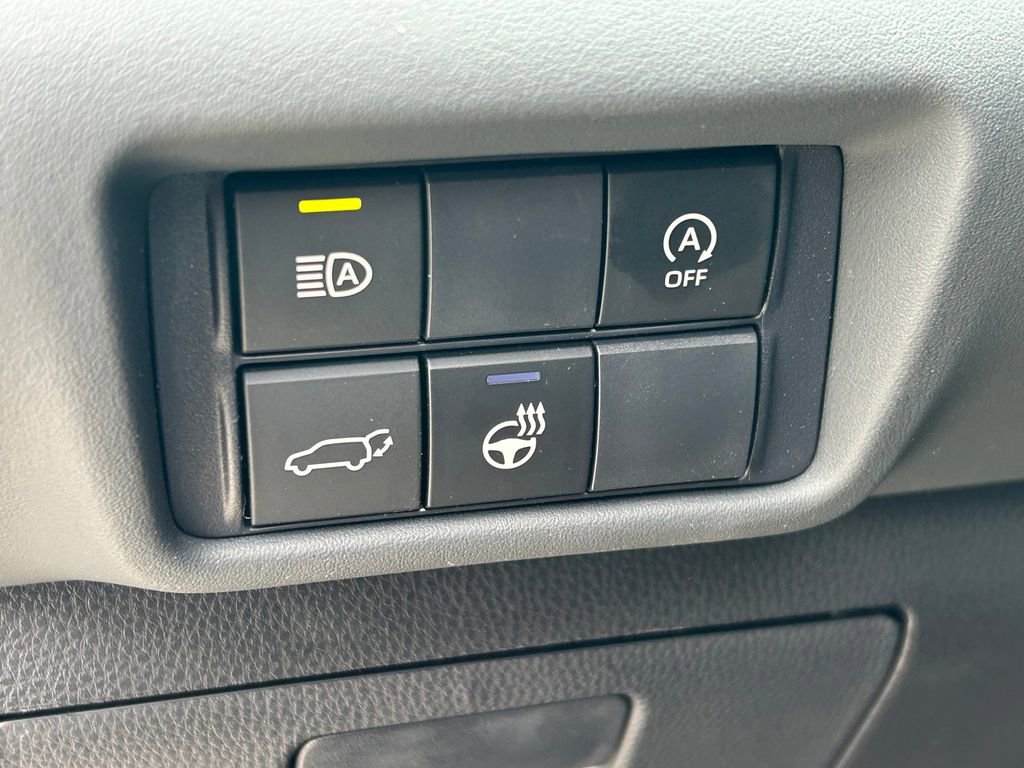 Used 2026 Toyota Highlander Limited image 30