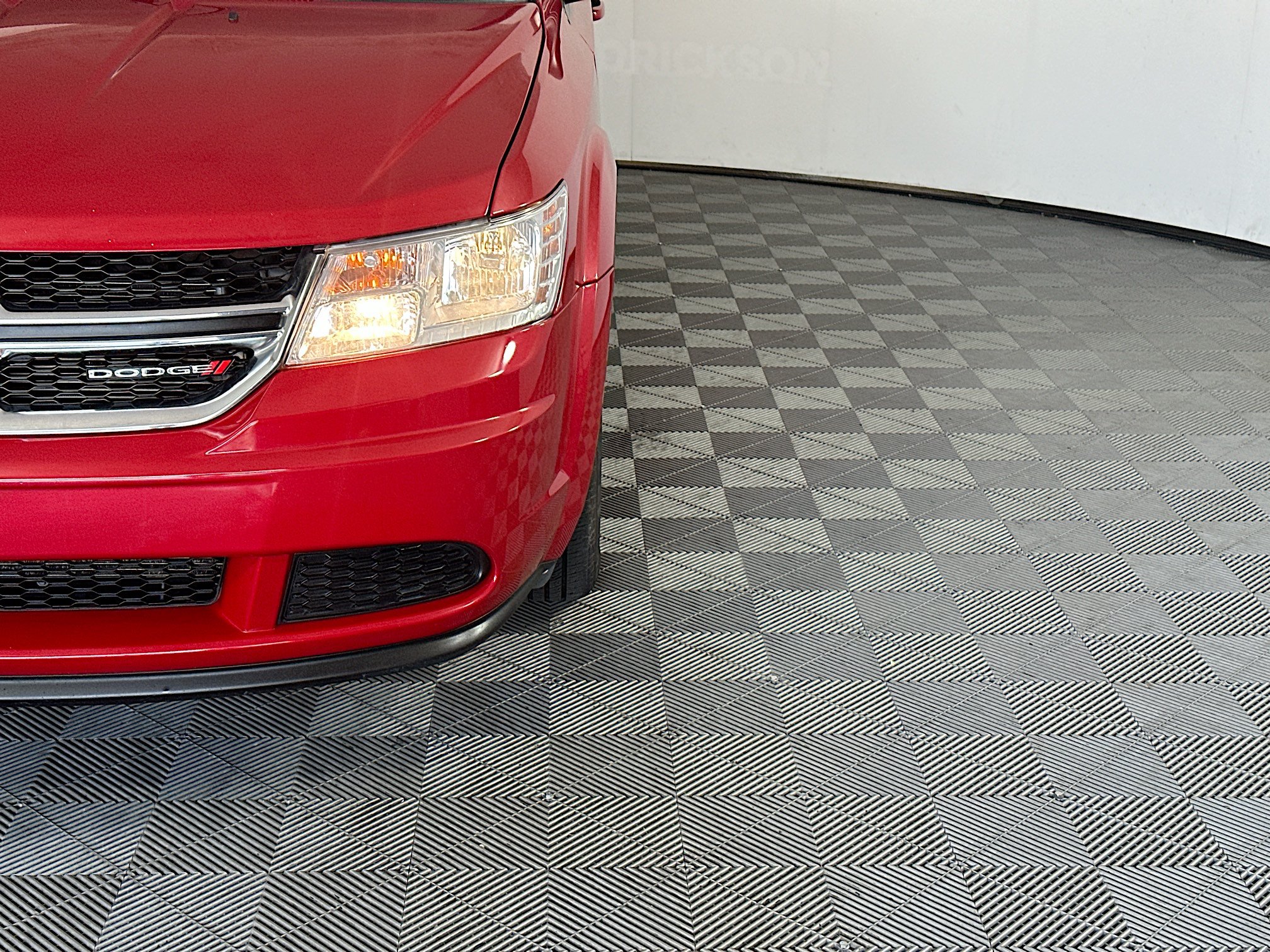Used 2019 Dodge Journey SE FWD image 9