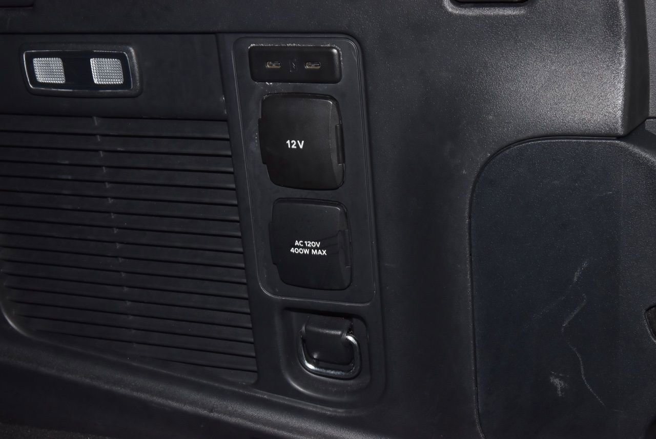 Certified 2025 Ford Expedition Platinum image 41