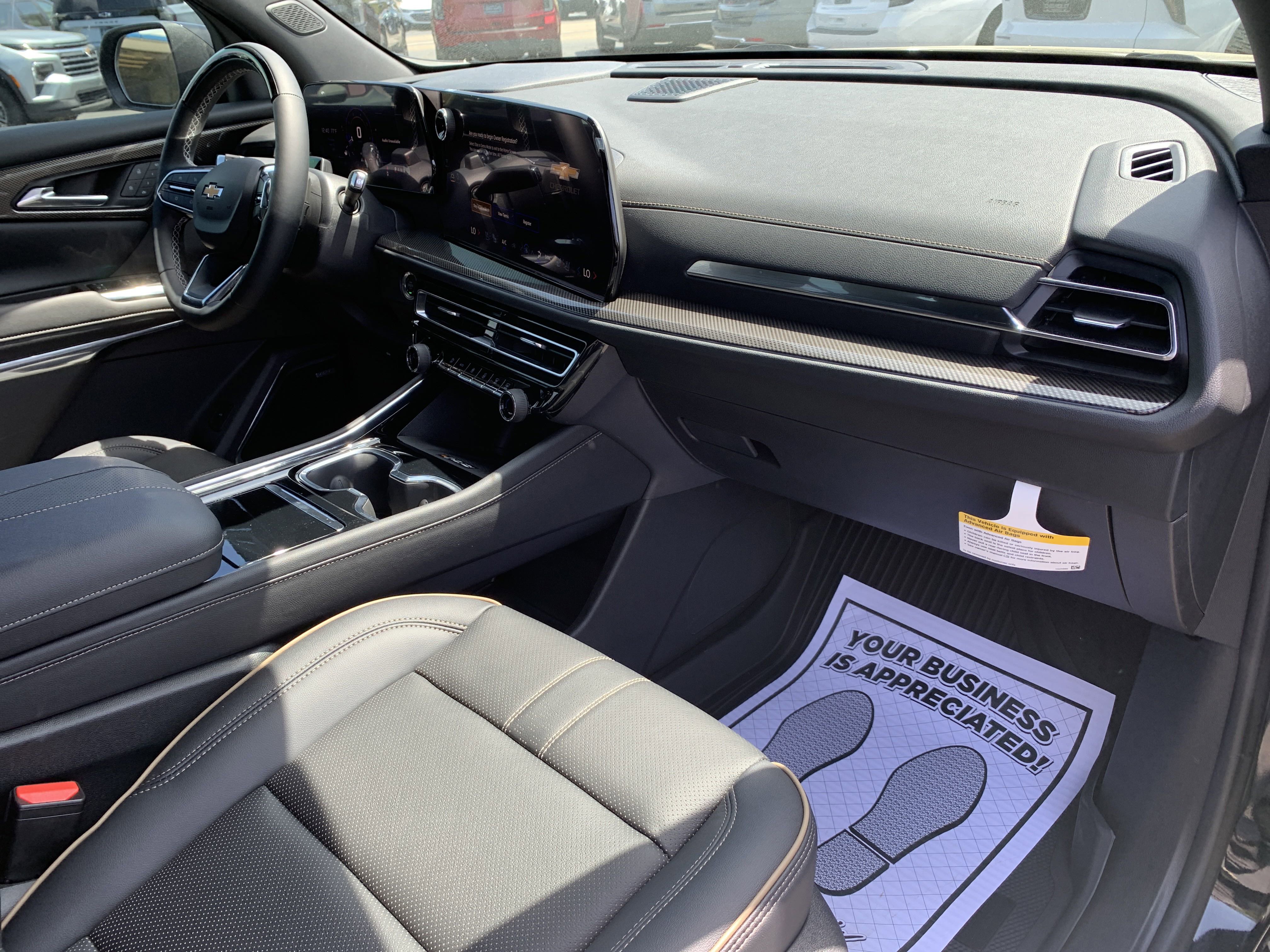 New 2025 Chevrolet Traverse High Country w/ LPO, Floor Liner Package image 29