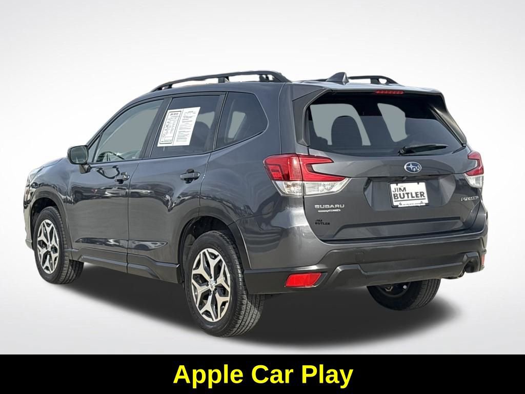 Used 2023 Subaru Forester Premium image 4