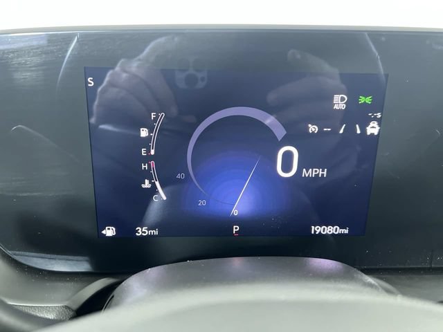 Certified 2024 Buick Encore GX Avenir AWD/4WD image 11