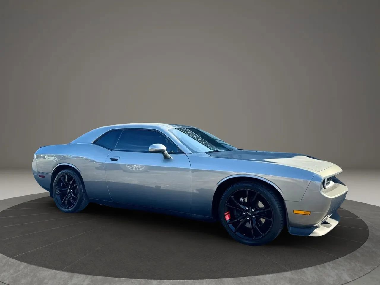 Used 2012 Dodge Challenger R/T image 8