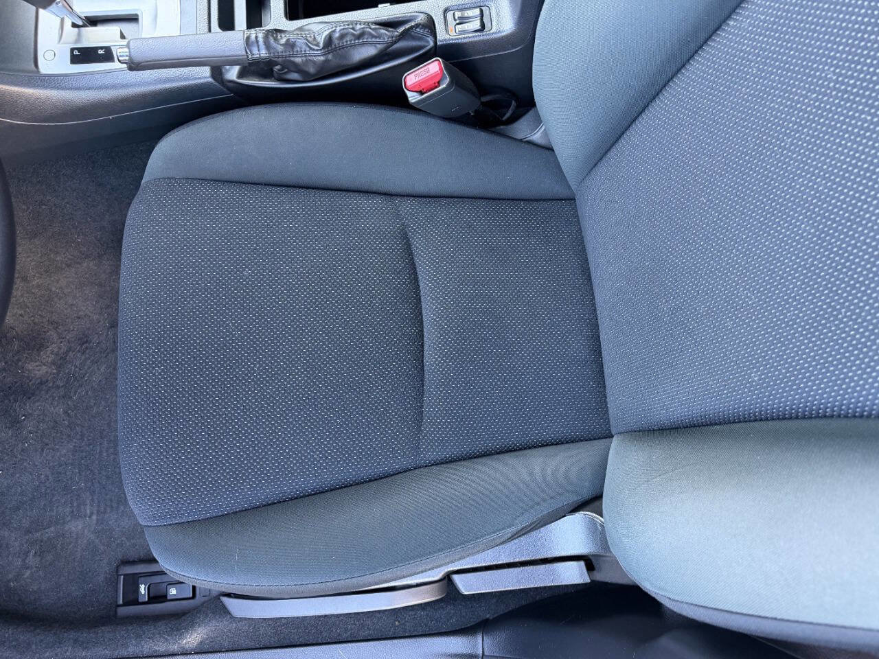 Used 2016 Subaru Impreza 2.0i Premium image 16