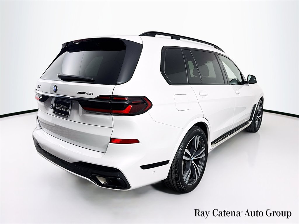 Used 2024 BMW X7 xDrive40i w/ Executive Package AWD/4WD image 7