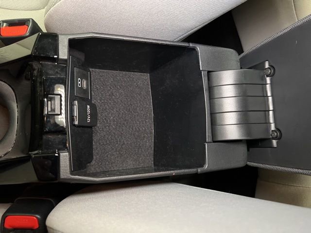 Used 2022 Toyota Corolla LE image 23