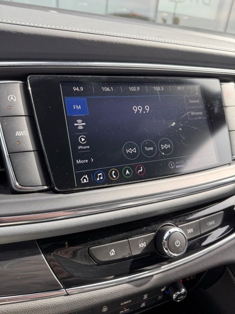 Used 2024 Buick Enclave Premium image 18