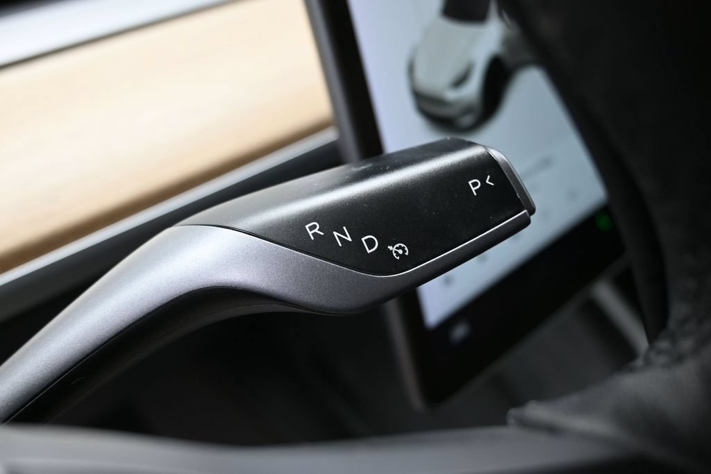Used 2021 Tesla Model Y Performance AWD/4WD image 17