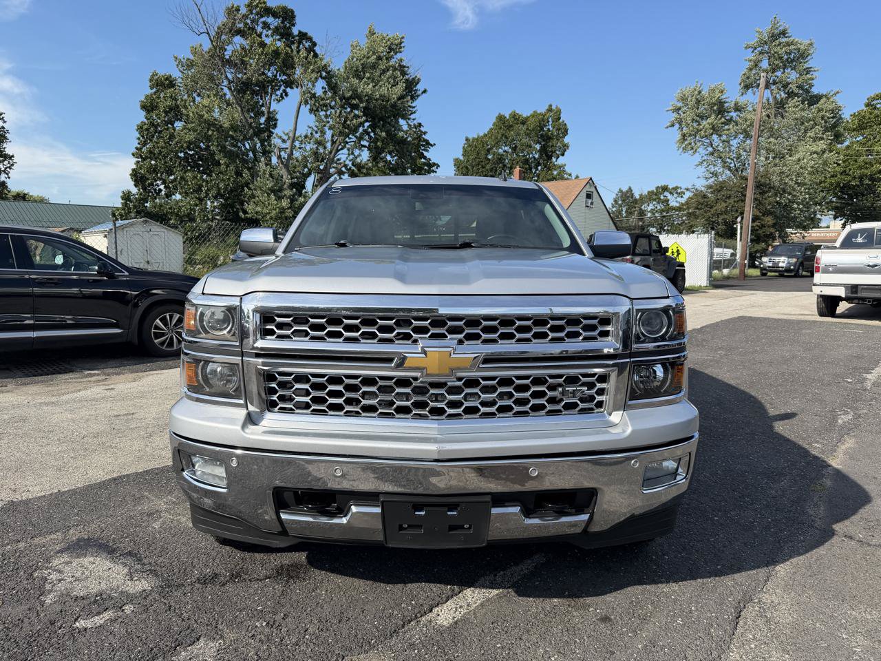 Used 2014 Chevrolet Silverado 1500 LTZ w/ LTZ Plus Package AWD/4WD image 2